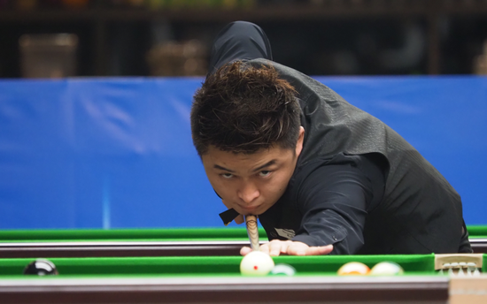 在对手进攻 在对手进攻