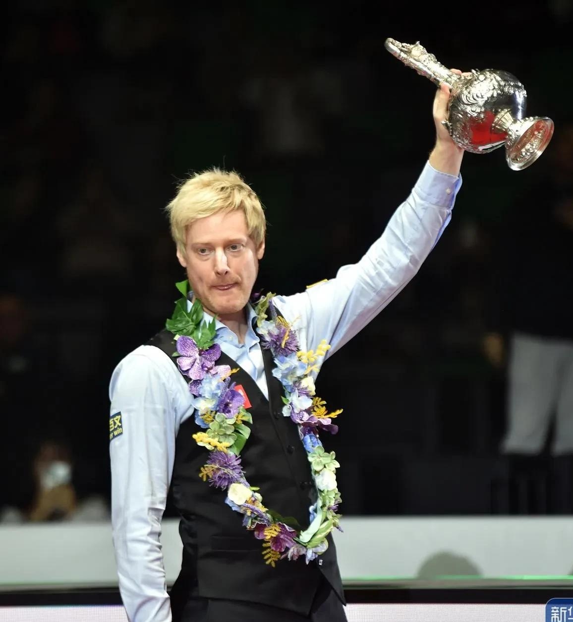 行了详尽的 行了详尽的