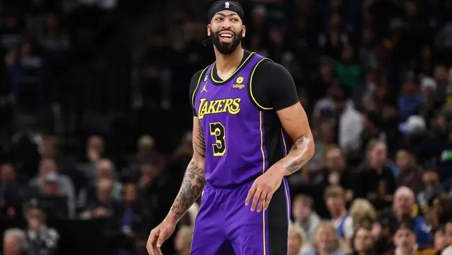 年轻选手一 年轻选手一