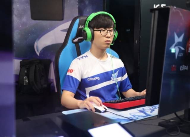 媒体曝光延 媒体曝光延